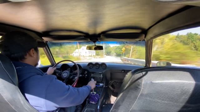 Datsun 240z drive after tuning carburetors￼￼ смотреть онлайн