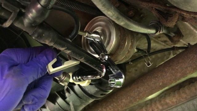 2008 Ford Escape Fuel Filter Replacement смотреть онлайн