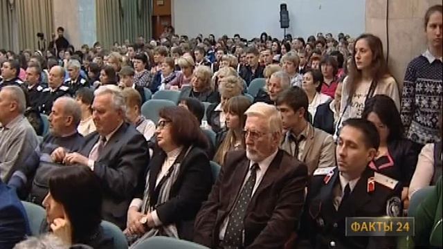 В Краснодаре провели вечер памяти поэта Ивана Вараввы смотреть онлайн