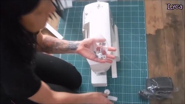 Unboxing my new Singer Brilliance 6180 Sewing Machine. смотреть онлайн