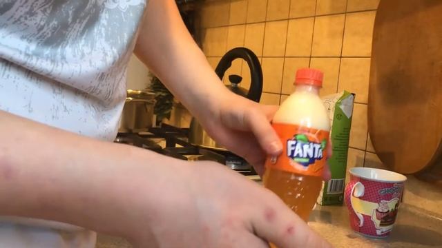 DIY делаю желатиновую |колу и фанту| смотреть онлайн