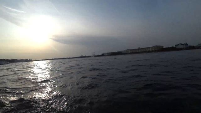 ПИТЕР! ГОНЯЕМ на СКОРОСТНОМ КАТЕРЕ по КАНАЛАМ! ОБЗОР БАРОВ ПИТЕРА - NEBAR ПИТЕР! смотреть онлайн