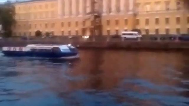Прогулка на теплоходе смотреть онлайн