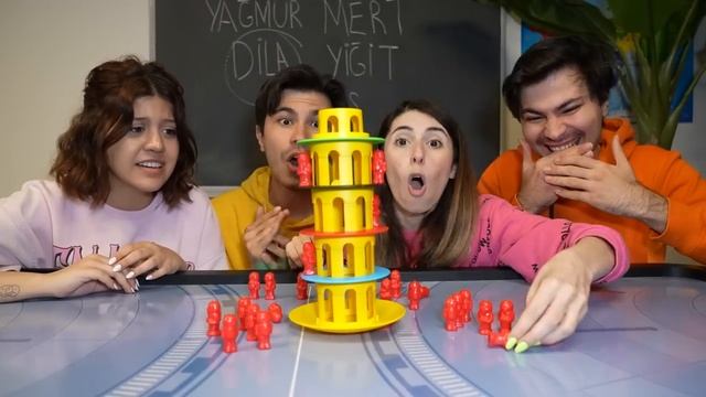 ROBLOX DOORS GERÇEK HAYAT DİLA KENT смотреть онлайн