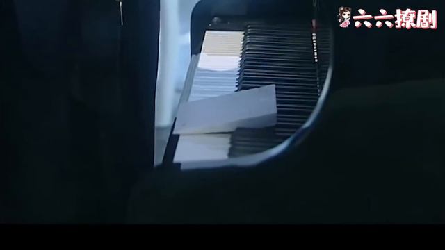 丈夫和小三订婚当天玩失踪，跟着妻子转了一整天，根本没把小三当回事！ смотреть онлайн
