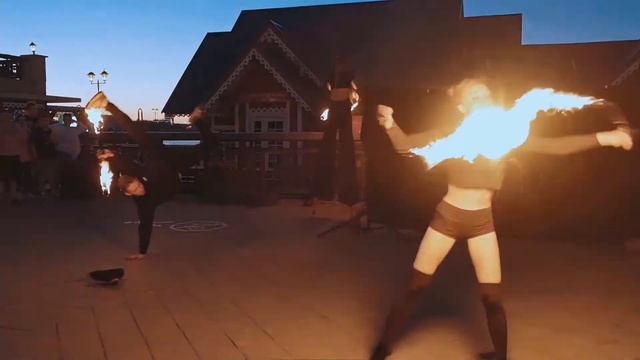 Fireshow magic. Танцы с огнем на набережной Казани смотреть онлайн