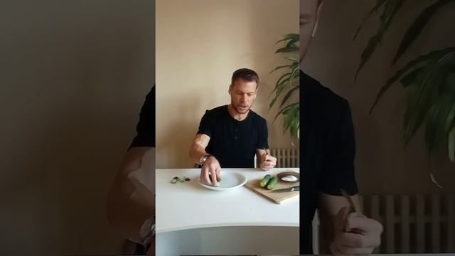 Супер Ягода - Огурец смотреть онлайн