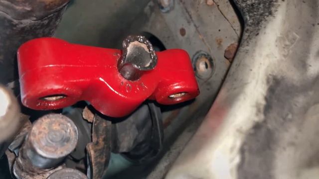 Energy Suspension Polyurethane Shifter Bushings Install! Also Found a Cracked Resonator... смотреть онлайн