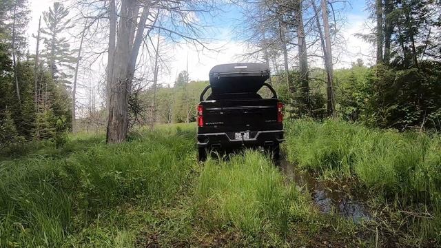 New Silverado Trail Boss, Ram Power Wagon: First Time OFFROAD смотреть онлайн