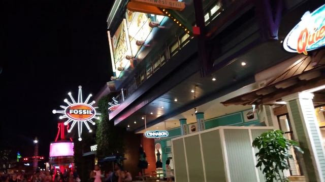 Universal Studios (City Walk) смотреть онлайн
