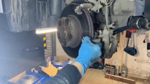 Замена тормозных дисков и колодок на BMW X1 E84