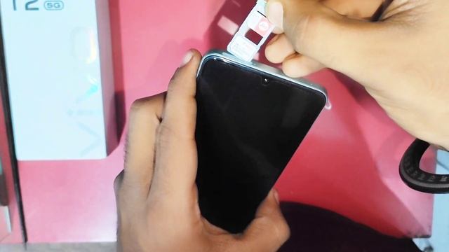VivoT2 5g ; How to install sim & sdcard in vivo T2 Hybrid sim slot смотреть онлайн