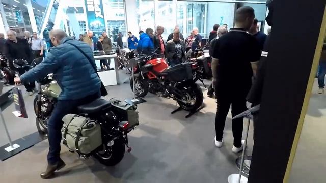 Swiss-Moto Zurich 2019 - SWM Super Dual X & Moto Guzzi V 85 TT - Part 2 смотреть онлайн