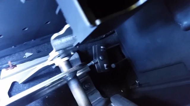 как подтянуть ручник, на Ниссан Кашкай смотреть онлайн