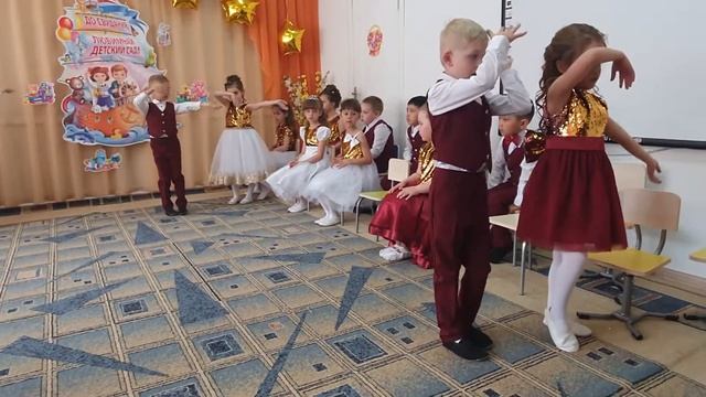 Выпускной в детском саду. Танец Ты мечта, моя мечта! смотреть онлайн