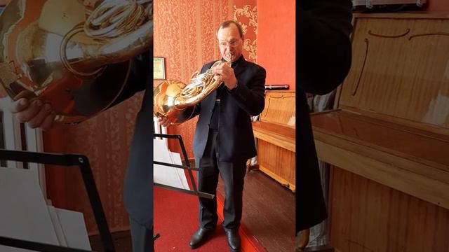 Б.Долина "Парадний марш" - відеоурок для валторни смотреть онлайн