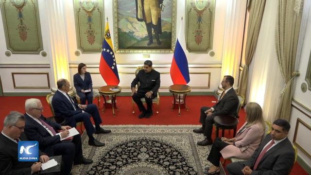 Presidente venezolano y canciller de Rusia evaluaron agenda para el desarrollo común en varias área смотреть онлайн