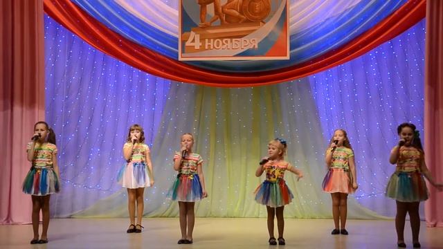 вокальный коллектив "Магнит" - "Радужные кляксы" (младший состав) смотреть онлайн