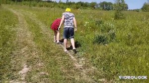 Взрываем петарды.