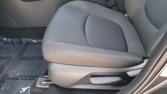 2019 Toyota RAV4 Tampa, Clearwater, St. Petersburg, Pinellas Park, Palm Harbor, FL KJ010944 смотреть онлайн