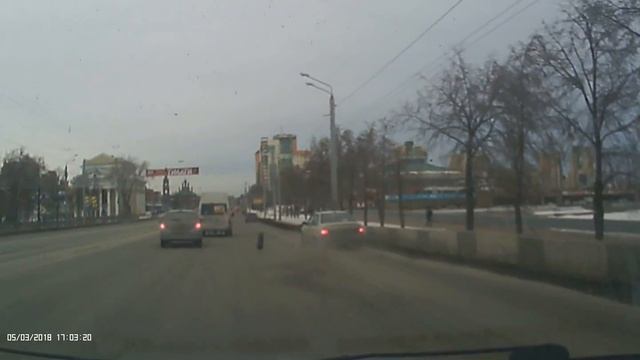 Вылетело колесо посреди дороги смотреть онлайн