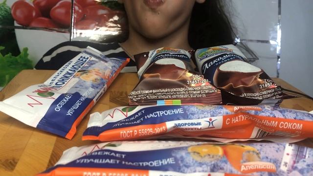 МУКБАНГ | СЛАДКОЕ МОРОЖЕНОЕ | ЛАКОМКА | ФРУКТОВЫЙ ЛЁД | не АСМР | Mukbang | ice cream | no ASMR смотреть онлайн