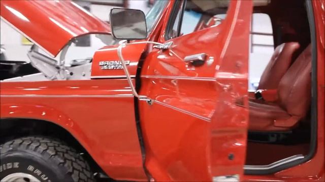 1978 Ford Bronco Red смотреть онлайн