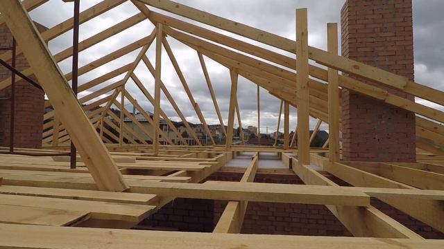 Хотите знать, как сэкономить на перекрытиях и кровле при строительстве дома смотреть онлайн