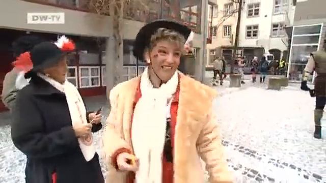 Weiberfastnacht in Köln | Video des Tages смотреть онлайн