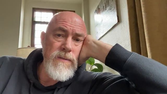 Poetry: Sonnet 141 by William Shakespeare ‖ Michael Gaston #readasonnet смотреть онлайн