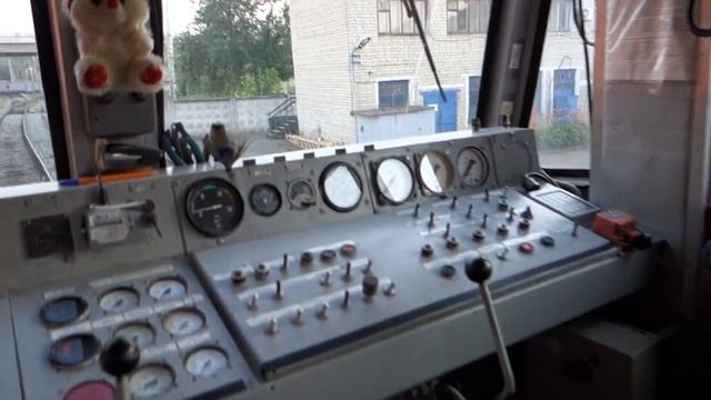 Влог у Влада Ушарова на работе - помощник машиниста смотреть онлайн