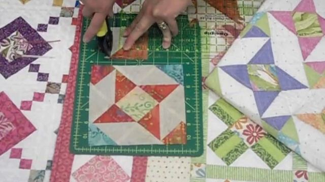 How to set quilt blocks on point (no templates, no math!) смотреть онлайн