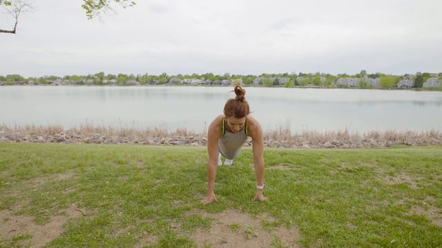 SHORT ON TIME?! Em's jail cell workout :) смотреть онлайн