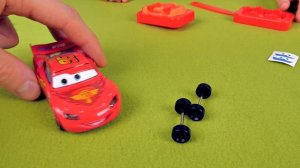 Машинки для детей - Делаем из пластилина Молнию Маккуина из мультика Тачки. Cars