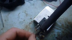 регулятор напряжения на одном транзисторе