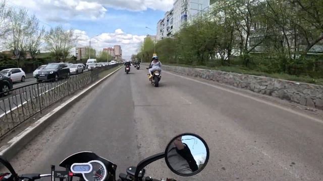 Открытие мотосезона. Чита 2023. Движение в мотоколонне от лица пассажира. Opening of the bike seaso смотреть онлайн