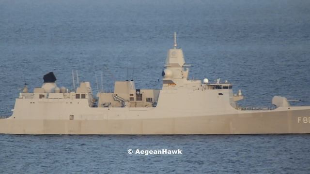 HNMLS De Ruyter F804 SNMG2 flagship patrolling the Aegean Sea. смотреть онлайн