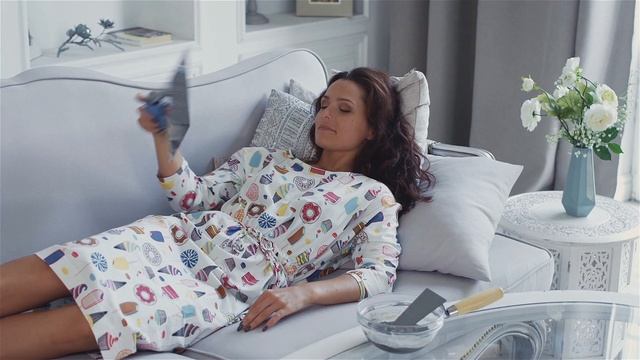 Рекламный ролик ровнитель для пола "КМ" ПЕТРОВИЧ смотреть онлайн