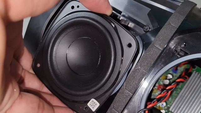 ?Altavoz JBL Boombox 3 - Como está Construido?? смотреть онлайн
