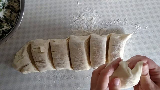 ЧУДУ! Хычины Самые вкусные лепешки с творогом и зеленым луком Паляниці із сиром смотреть онлайн