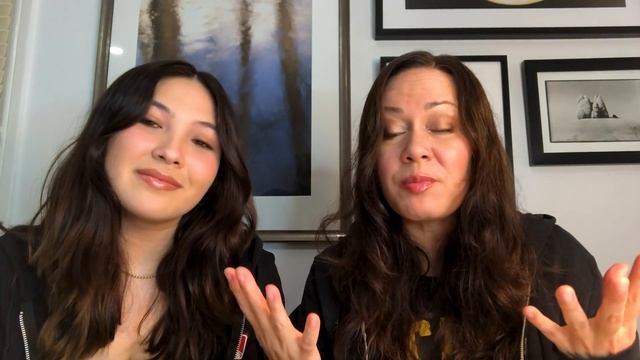 Shannon Lee & Daughter Wren Lee Keasler Wish Bruce Lee A Happy 80th! смотреть онлайн