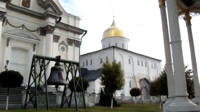 2011.09.01. Святая Почаевская Лавра_Колокол ЮБИЛЕЙНЫЙ смотреть онлайн