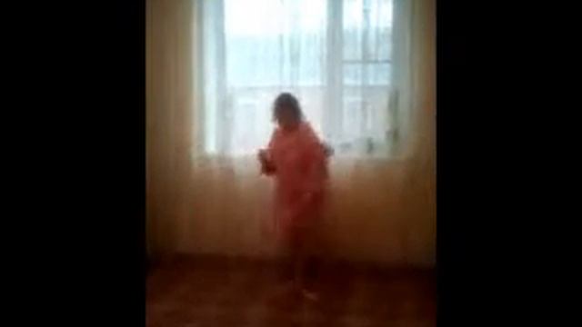 ТАНЦЫ В ХАЛАТЕ смотреть онлайн