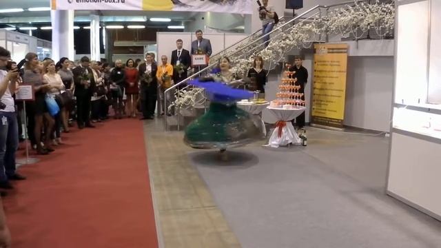 Джамна. Танец в болливудском стиле на открытии смотреть онлайн