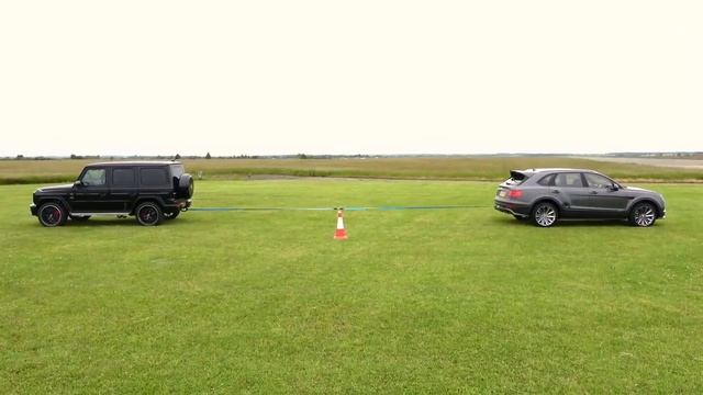 AMG G63 vs Bentley Bentayga Speed & Porsche Cayenne Turbo - TUG OF WAR!