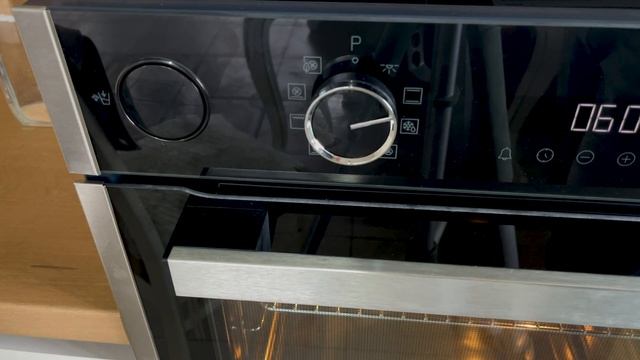 Grundig GEBD19300B - топовый духовой шкаф смотреть онлайн