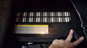 Замена аккумулятор на Touareg NF.mp4