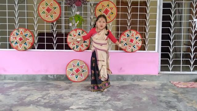 Little Aadrika Gogoi#ooo#oooo#mur#horu#sorai#beautiful#song смотреть онлайн