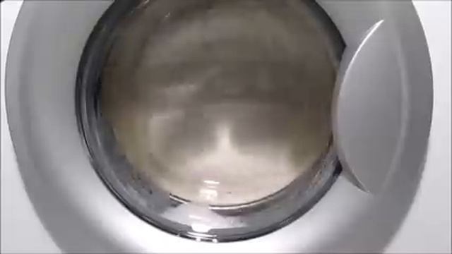 Стирка наматрасника, режим "Пуховое одеяло" / "Duvet" program (main moments). смотреть онлайн