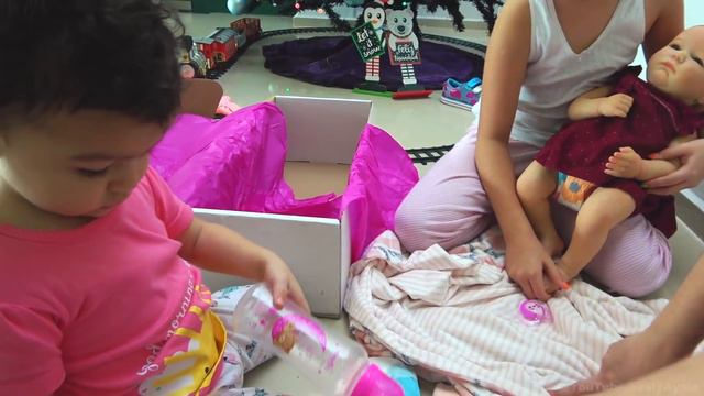 MI PRIMER BEBÉ REBORN | LO QUE ME TRAJERON LOS REYES MAGOS 2020 // YESLY смотреть онлайн